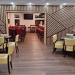 Stadt-gut-hotel Zum Rathaus 3*