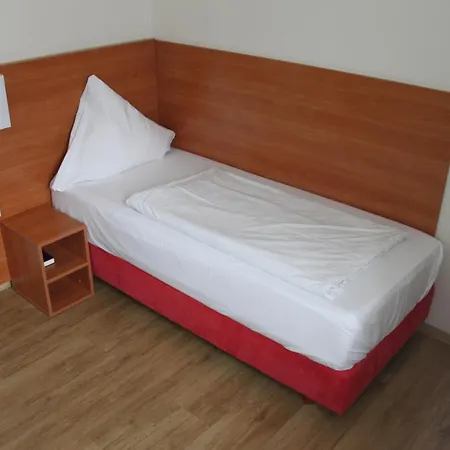 Stadt-gut-hotel Zum Rathaus