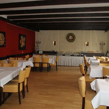 Stadt-gut-hotel Zum Rathaus 3* Oberhausen (North Rhine-Westphalia)