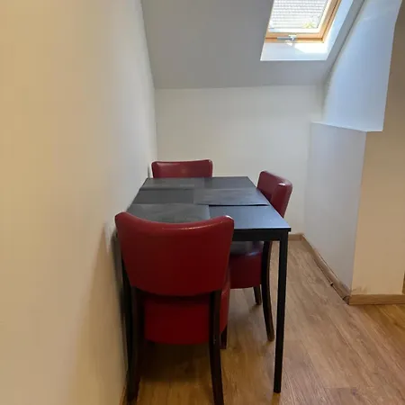 מלון Stadt-gut-hotel Zum Rathaus 3*