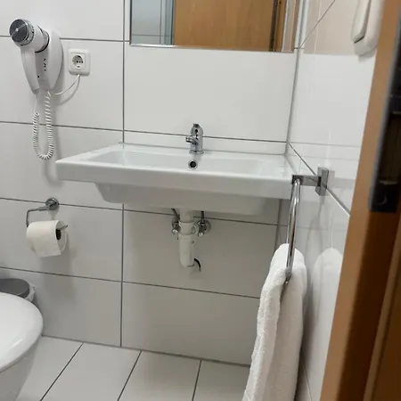 Stadt-gut-hotel Zum Rathaus 3* Oberhausen (North Rhine-Westphalia)