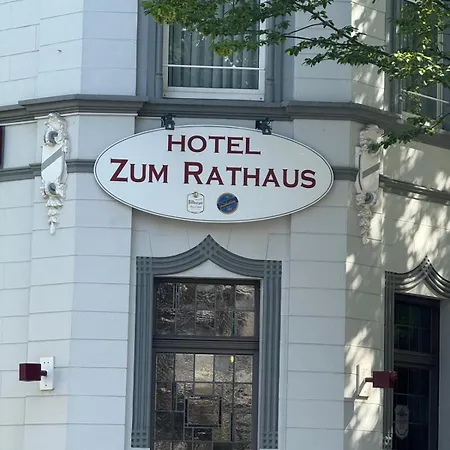 Stadt-gut-hotel Zum Rathaus