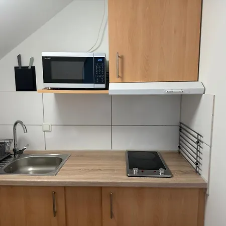 Отель Stadt-gut-hotel Zum Rathaus Оберхаузен