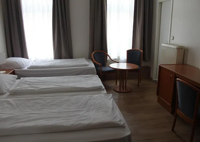 Hotel Stadt-gut-hotel Zum Rathaus