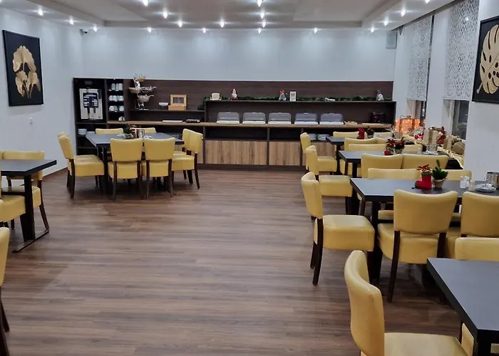 市政厅美城酒店 酒店 3*