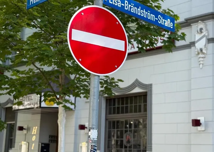 Stadt-gut-hotel Zum Rathaus