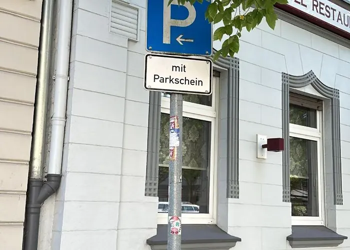 Stadt-gut-hotel Zum Rathaus 3*