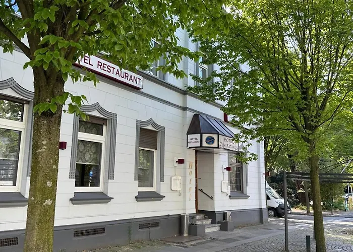 Hotel Stadt-gut-hotel Zum Rathaus 3*